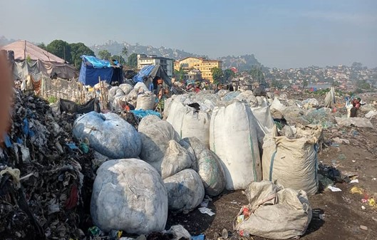 Rubbish piles at the Kingtom dumpsite in Freetown, Sierra Leone
